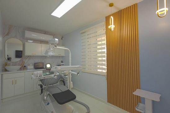 Slider image (6) Fixing Smiles